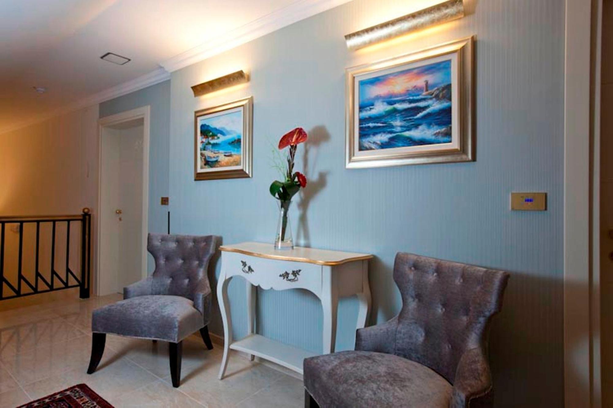 Hotel Actum Kranj Ngoại thất bức ảnh